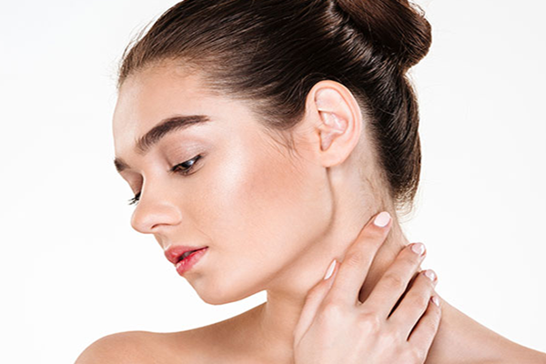 jawline